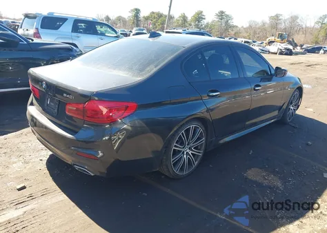 2018 BMW 540I из США, поврежденный, VIN WBAJE5C50JG918637